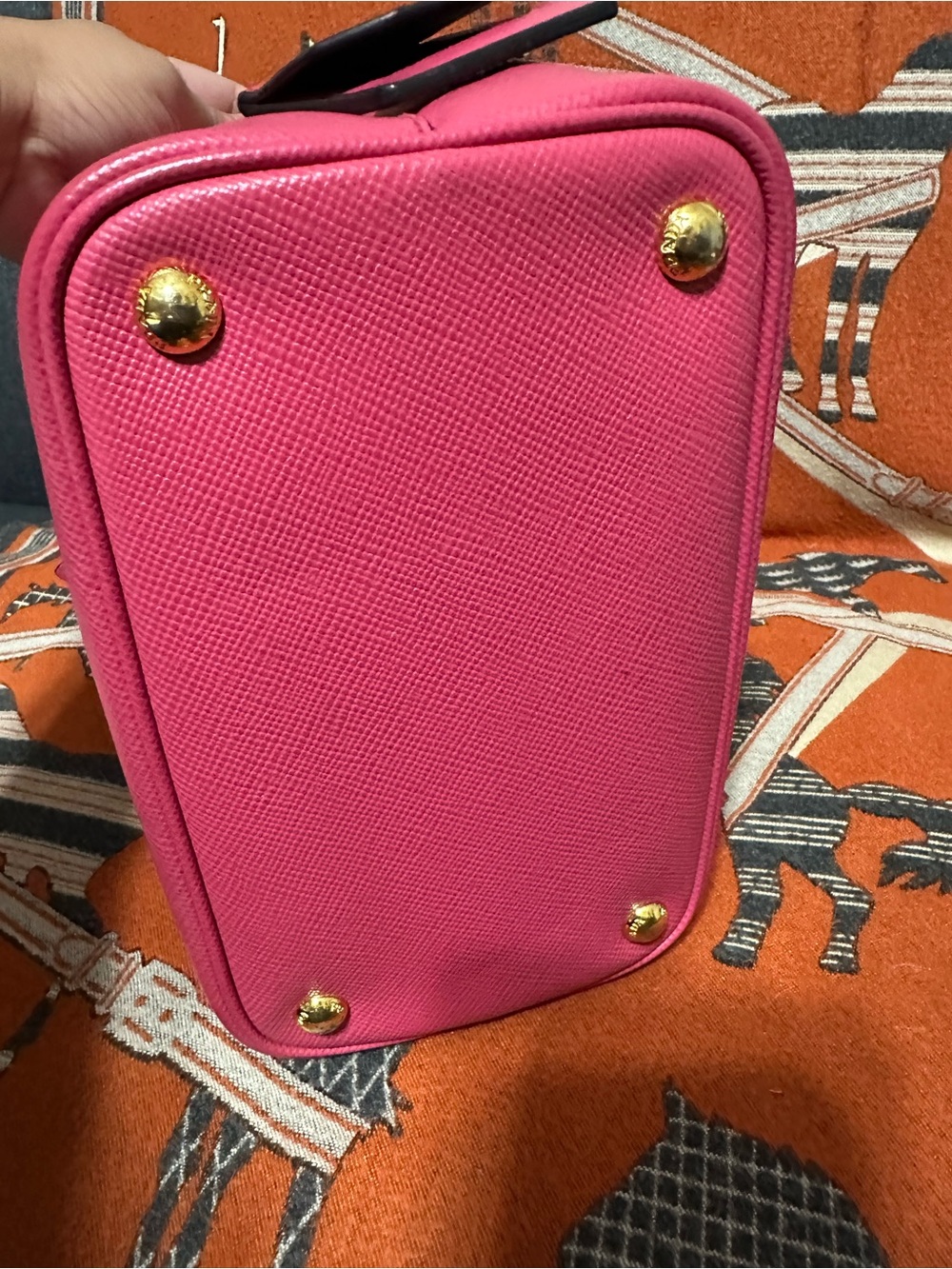 PRADA❤️🌟PINK SAFFIANO LEATHER BUCKET BAG⭐️ - Picture 7 of 10